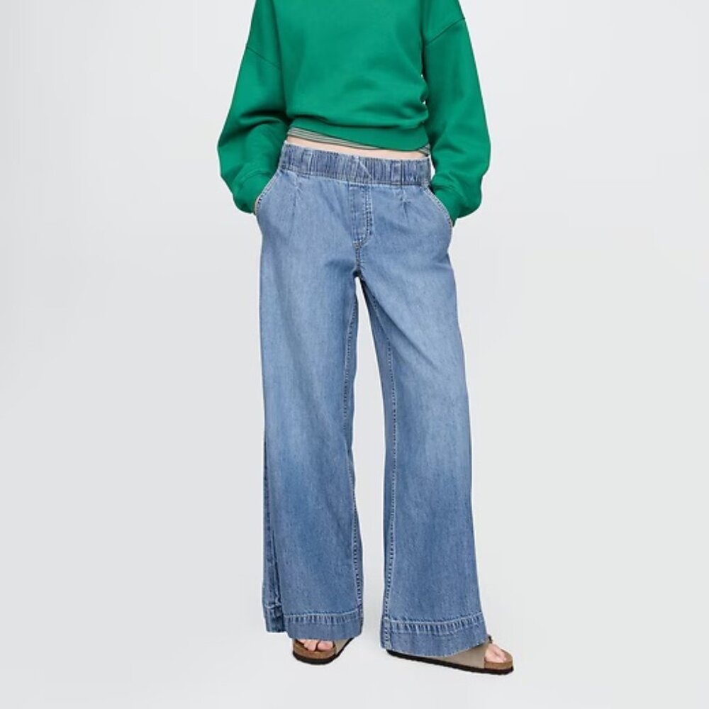 Gap Mid Rise UltraSoft Pleated Easy Baggy Jeans